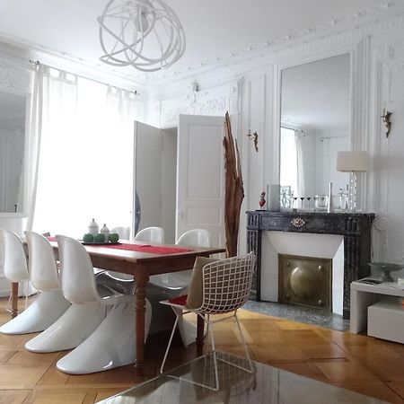 Les Serruriers - Appartement Spacieux Avec Terrasse & Parking ストラスブール エクステリア 写真