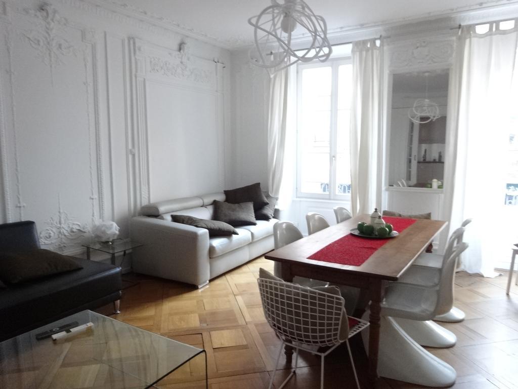 Les Serruriers - Appartement Spacieux Avec Terrasse & Parking ストラスブール エクステリア 写真