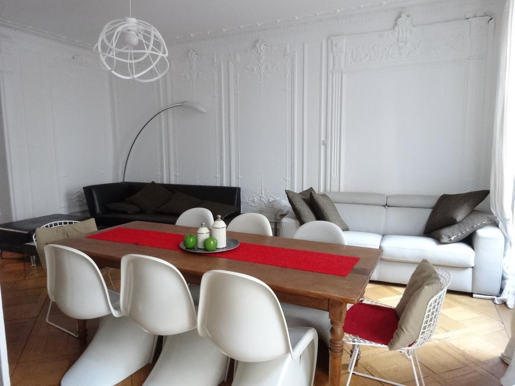 Les Serruriers - Appartement Spacieux Avec Terrasse & Parking ストラスブール エクステリア 写真