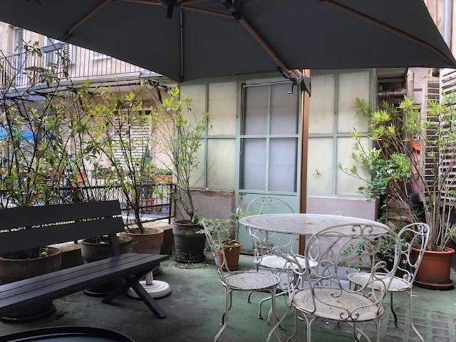 Les Serruriers - Appartement Spacieux Avec Terrasse & Parking ストラスブール エクステリア 写真